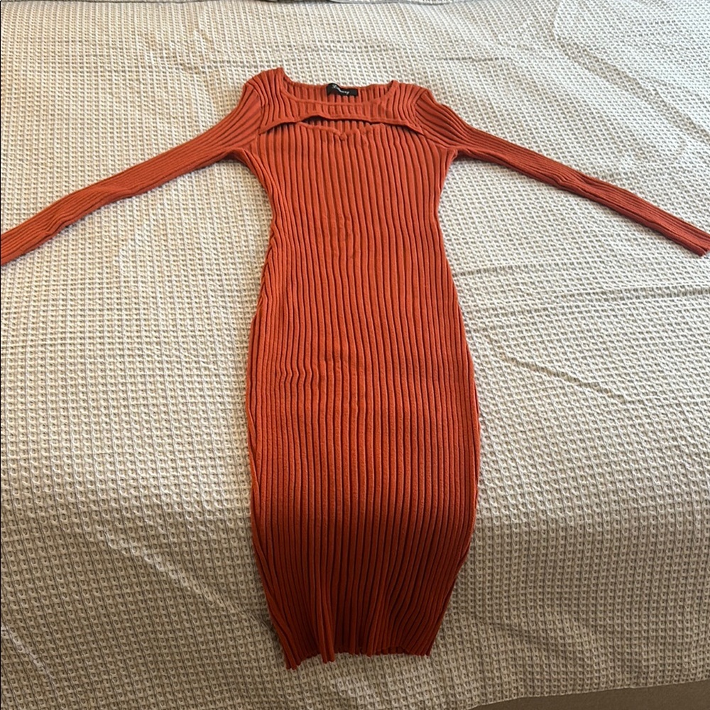 Elegant Orange Ribbed Dress